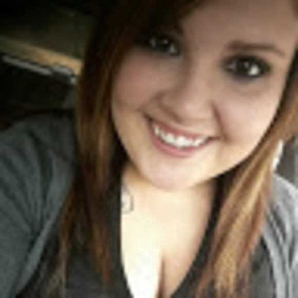 Meet your Posher, Allison - Picture 1 of 1